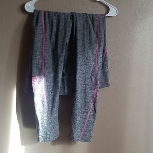 VS yoga pants